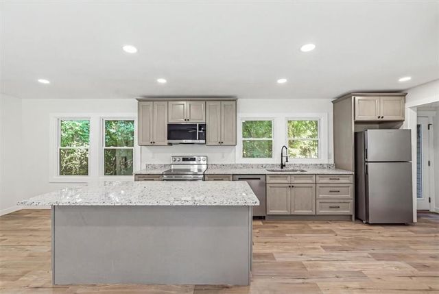 30 Tyler Street NW, Rome, GA 30165