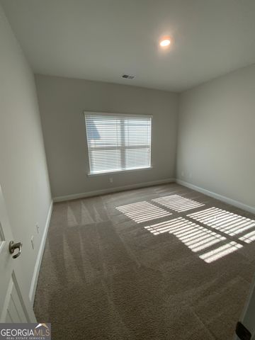 832 Hidden Hollow Circle, Commerce, GA 30529