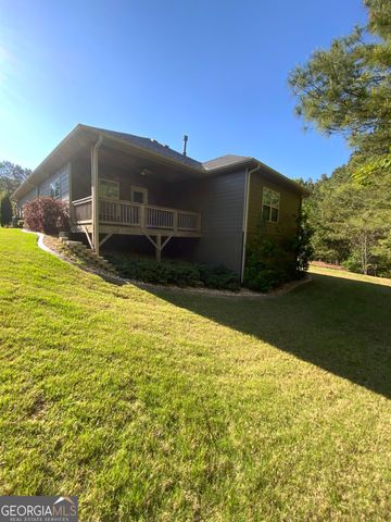 832 Hidden Hollow Circle, Commerce, GA 30529
