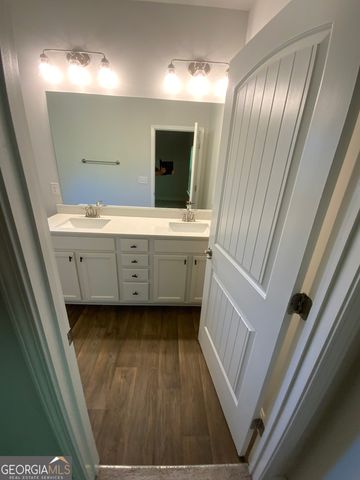 832 Hidden Hollow Circle, Commerce, GA 30529