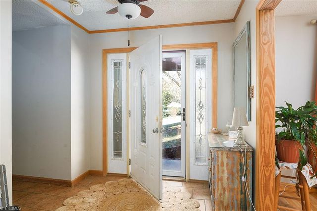 255 Pine Valley Road, Thomasville, NC 27360