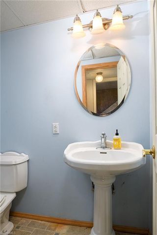 255 Pine Valley Road, Thomasville, NC 27360