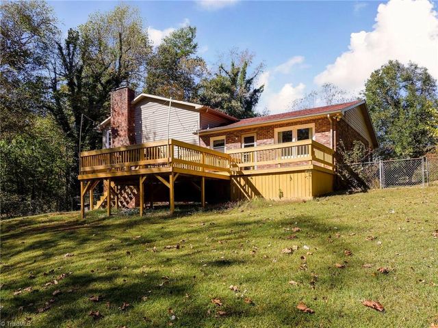 255 Pine Valley Road, Thomasville, NC 27360