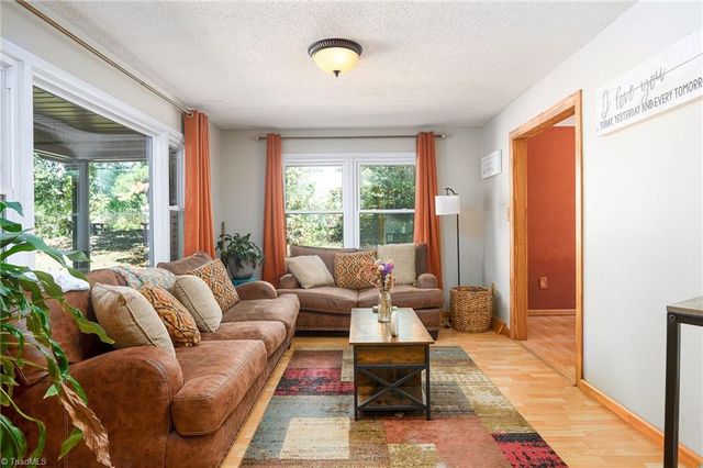 255 Pine Valley Road, Thomasville, NC 27360