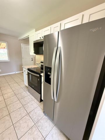 908 Hartz Drive, Lebanon, OH 45036