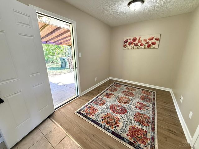 908 Hartz Drive, Lebanon, OH 45036