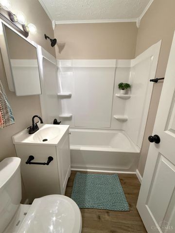 908 Hartz Drive, Lebanon, OH 45036