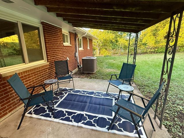 908 Hartz Drive, Lebanon, OH 45036