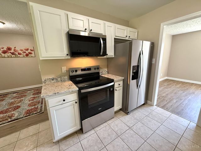 908 Hartz Drive, Lebanon, OH 45036