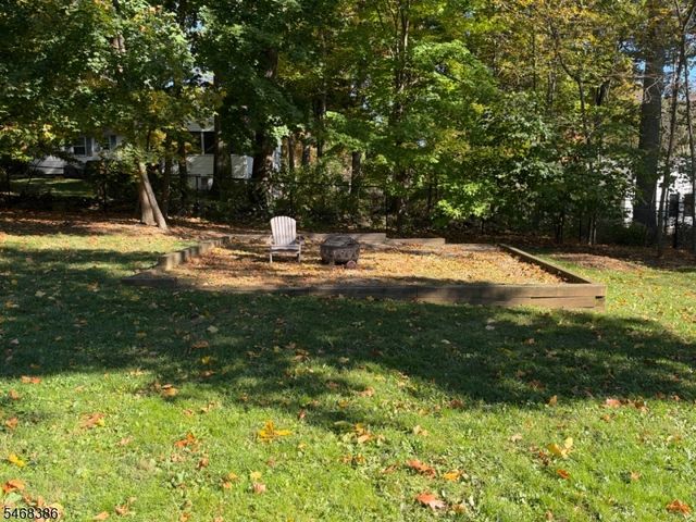 10 Cherry Ln, Randolph Twp., NJ 07869