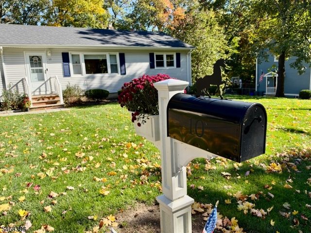 10 Cherry Ln, Randolph Twp., NJ 07869