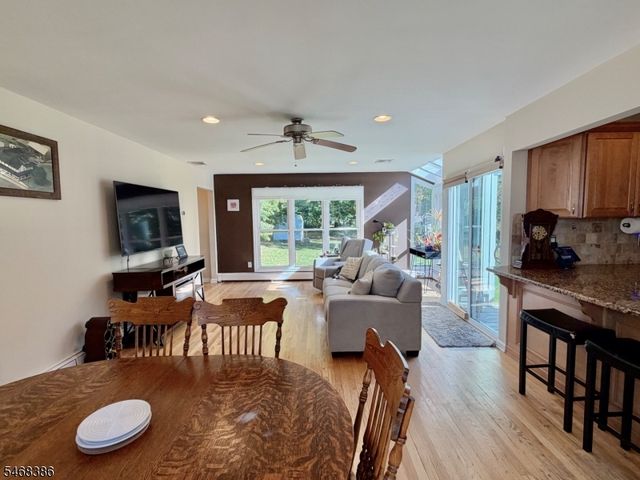 10 Cherry Ln, Randolph Twp., NJ 07869