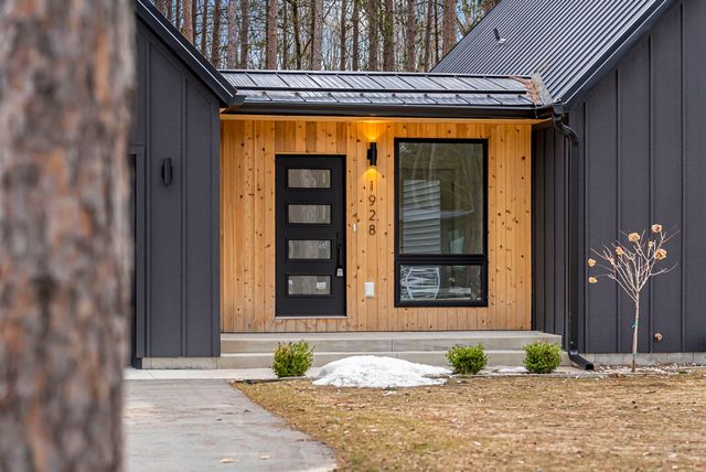 1928 Cascade Trail, Long Lake Twp, MI 49685