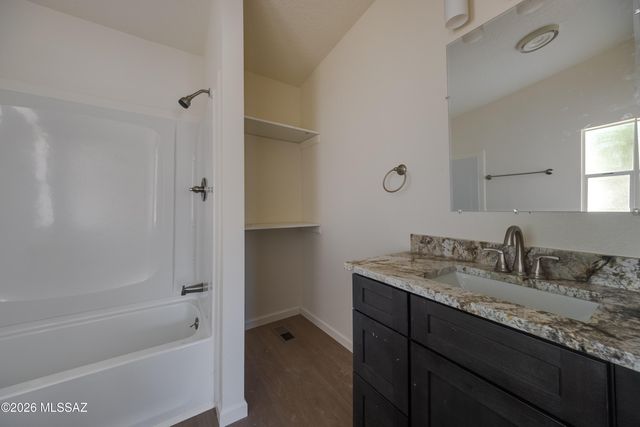 3378 W Grovesnor Place, Tucson, AZ 85746