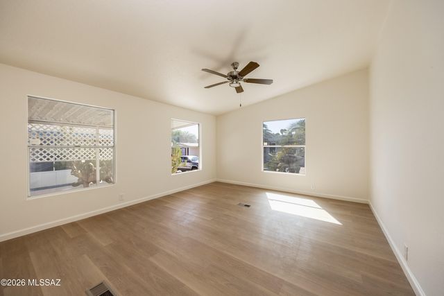 3378 W Grovesnor Place, Tucson, AZ 85746