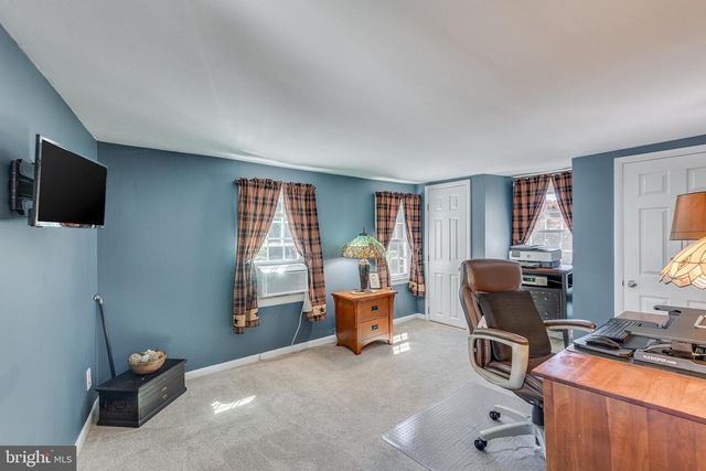 415 PRINCE ST, Bordentown, NJ 08505