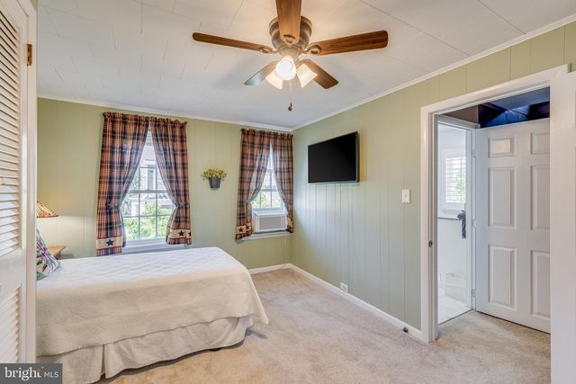 415 PRINCE ST, Bordentown, NJ 08505