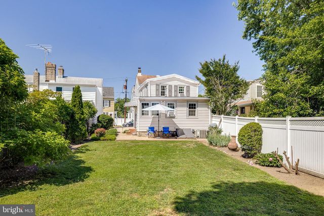 415 PRINCE ST, Bordentown, NJ 08505