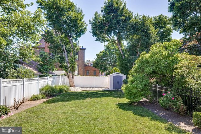 415 PRINCE ST, Bordentown, NJ 08505
