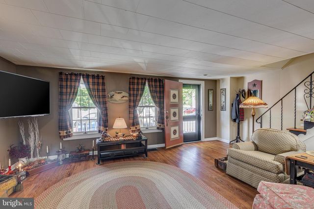 415 PRINCE ST, Bordentown, NJ 08505