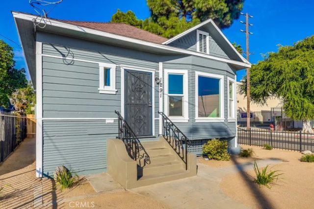 1291 E 40th, Los Angeles, CA 90011