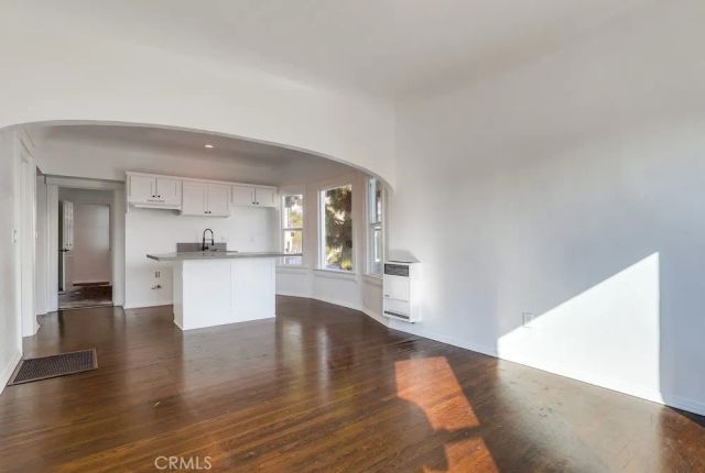 1291 E 40th, Los Angeles, CA 90011