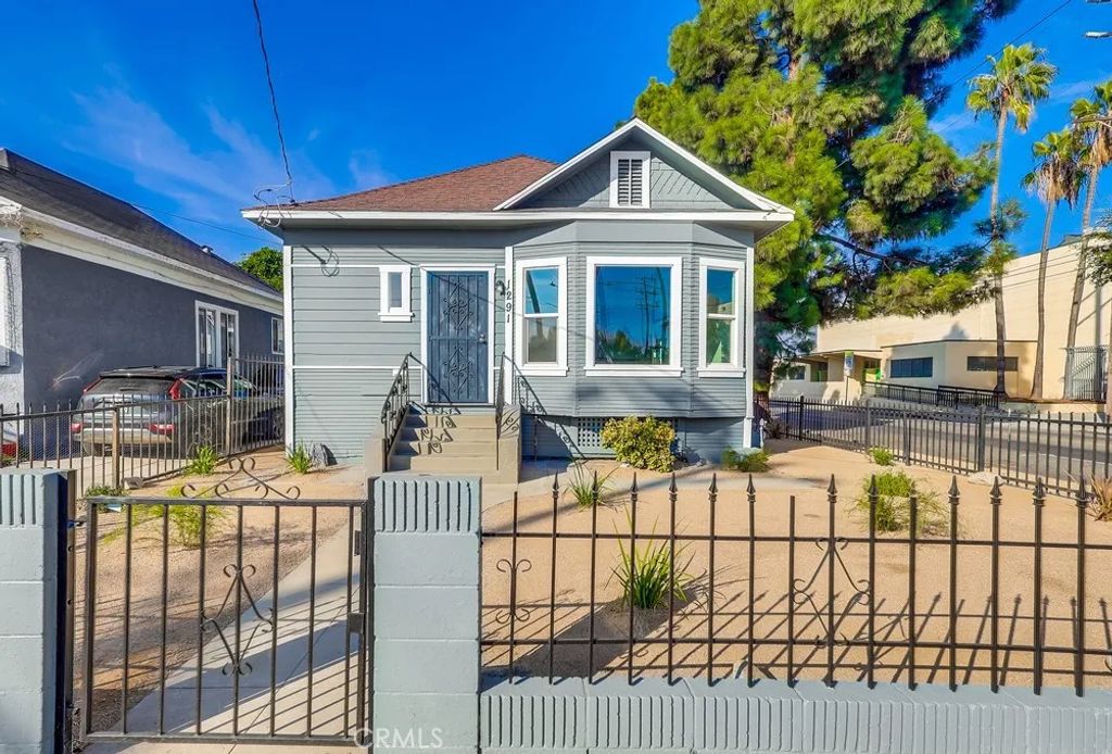 1291 E 40th, Los Angeles, CA 90011