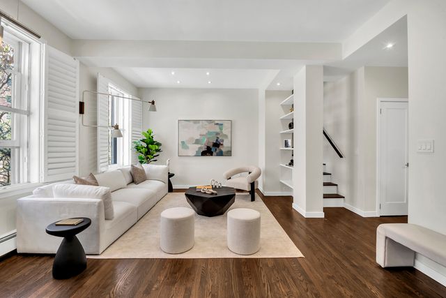 442 W 23rd St Apt E, New York City, NY 10011