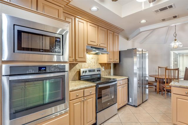 2700 Nighthawk Drive, Plano, TX 75025