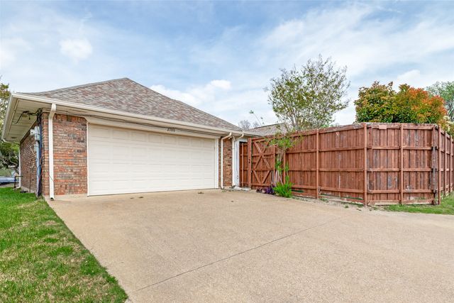 2700 Nighthawk Drive, Plano, TX 75025
