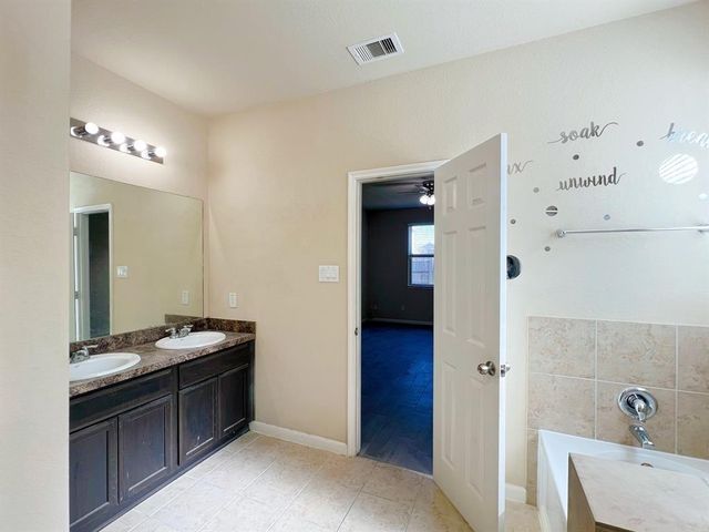 10126 Larch Creek Court, Houston, TX 77044