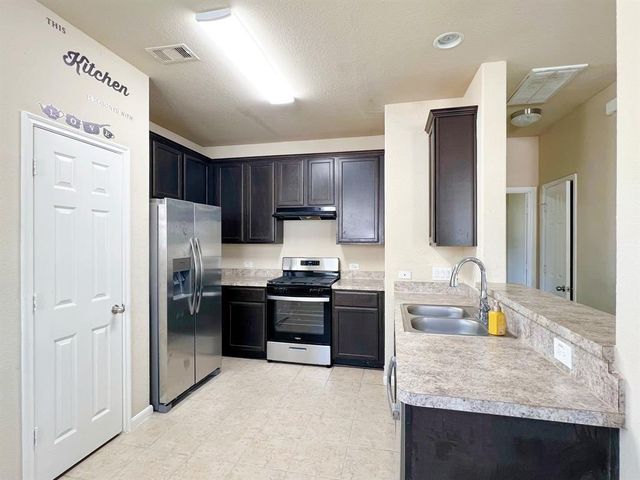 10126 Larch Creek Court, Houston, TX 77044