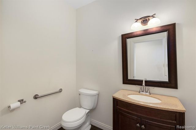 37580 Lakeshore Drive, Harrison Twp, MI 48045