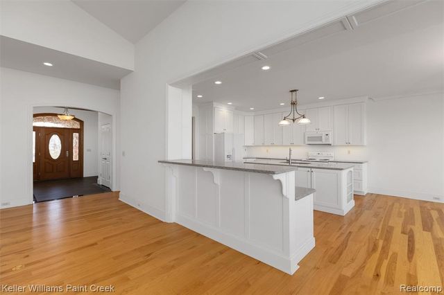 37580 Lakeshore Drive, Harrison Twp, MI 48045