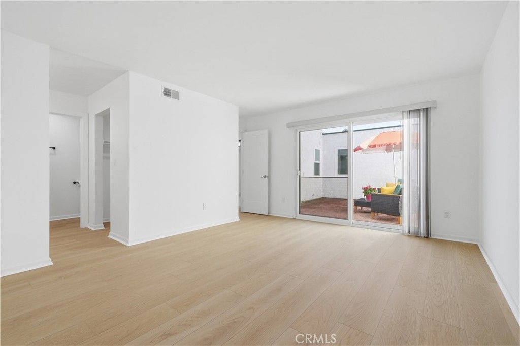 Image 13 of property listing at 3351 Nevada Avenue, Costa Mesa, CA 92626