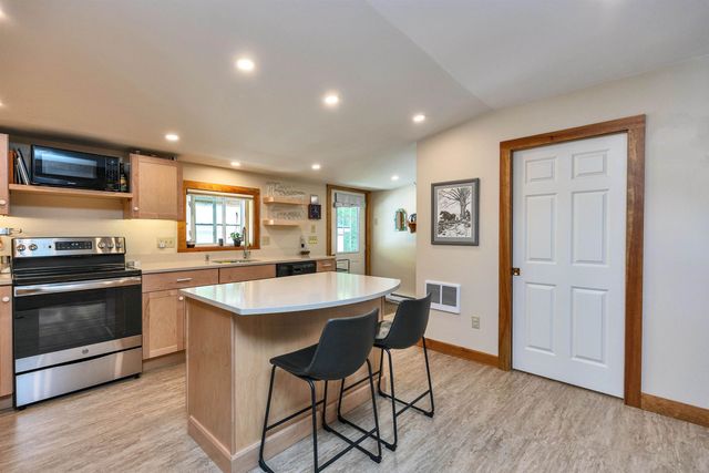 73 Main Street, Peterborough, NH 03458