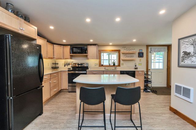 73 Main Street, Peterborough, NH 03458