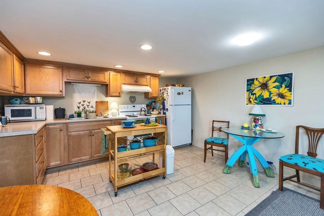 73 Main Street, Peterborough, NH 03458