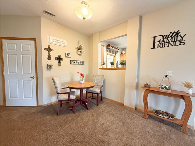 3703 NE Cottonwood Lane, Ankeny, IA 50021