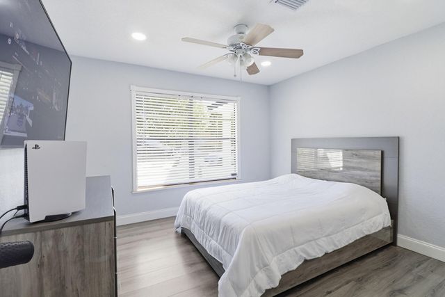 695 Dixie Lane, West Palm Beach, FL 33415