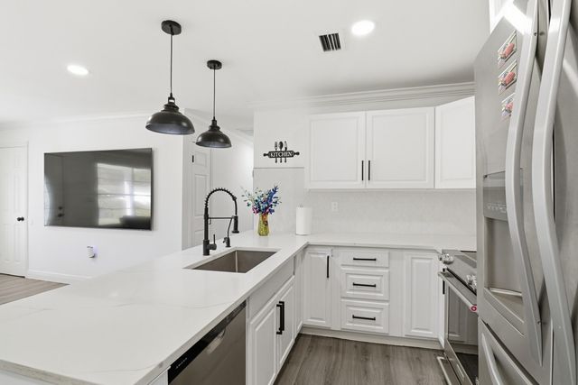 695 Dixie Lane, West Palm Beach, FL 33415