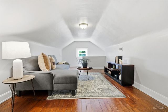 6943 Palmetto Street, Cincinnati, OH 45227