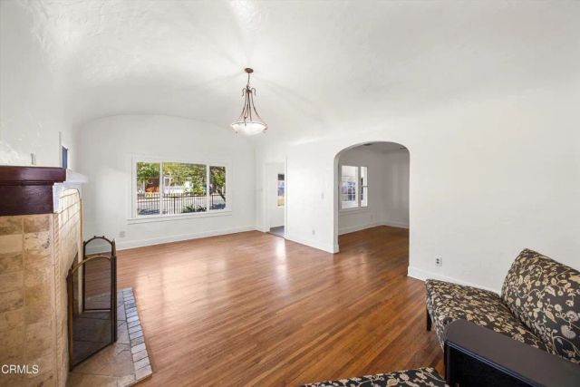 614 N Lemon Avenue, Azusa, CA 91702
