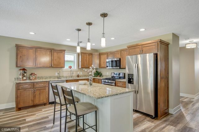 15561 Xalapa Street NE, Columbus, MN 55025