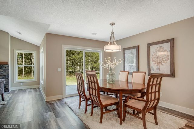 15561 Xalapa Street NE, Columbus, MN 55025