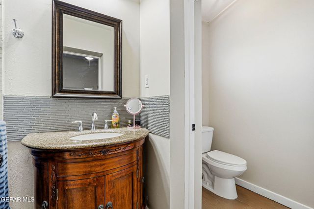 1108 N Virginia Street, El Paso, TX 79902