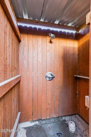 1108 N Virginia Street, El Paso, TX 79902