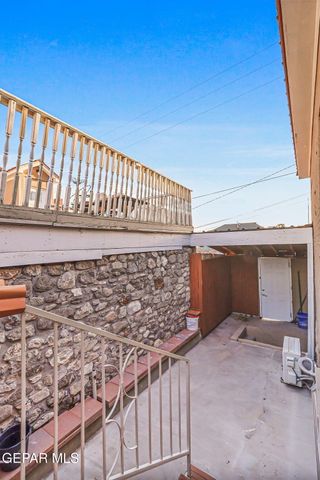 1108 N Virginia Street, El Paso, TX 79902