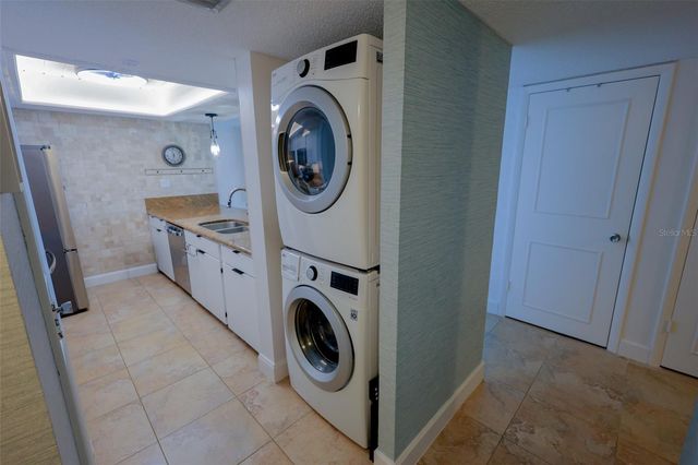 440 S GULFVIEW BOULEVARD 1105, Clearwater Beach, FL 33767