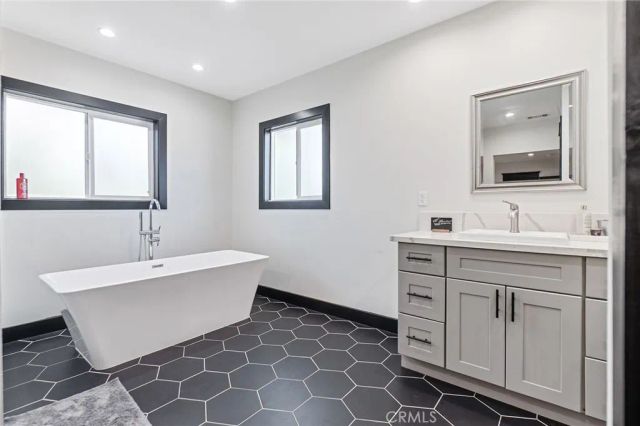 427 Magnolia, San Bernardino, CA 92405